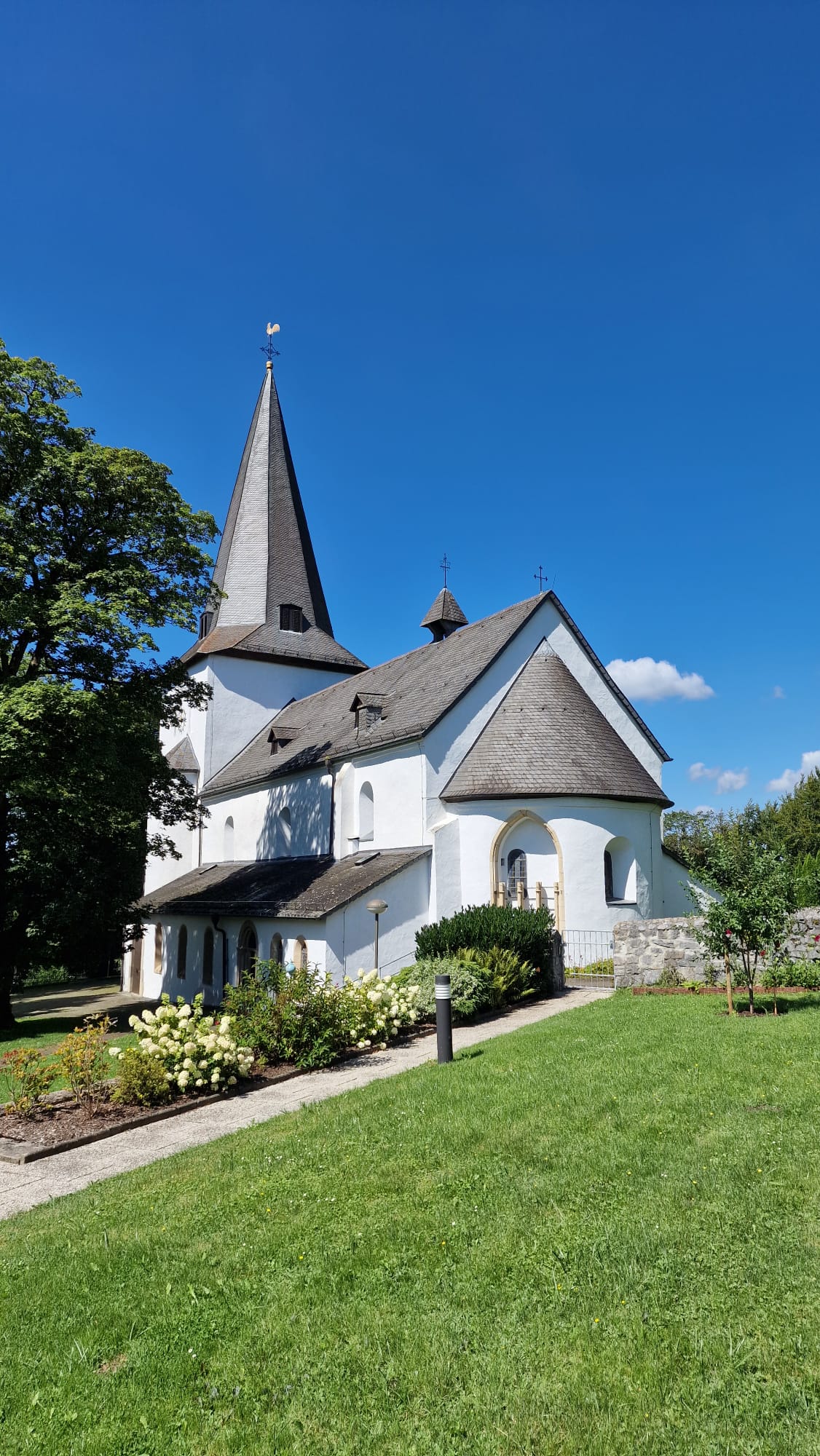 Kirche Thülen St. Dionysius
